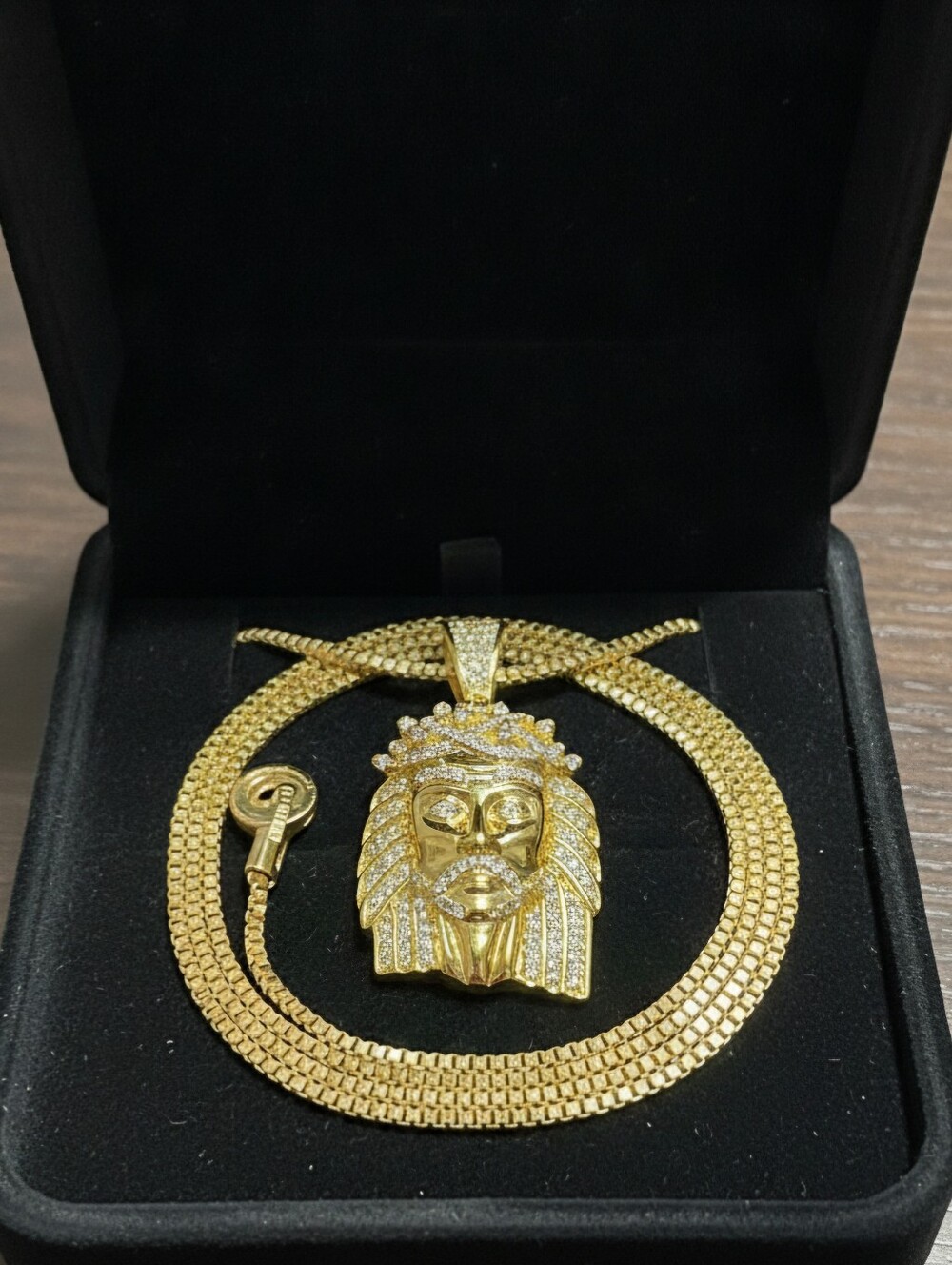 Icey Jesus Lion of Judah Pendant